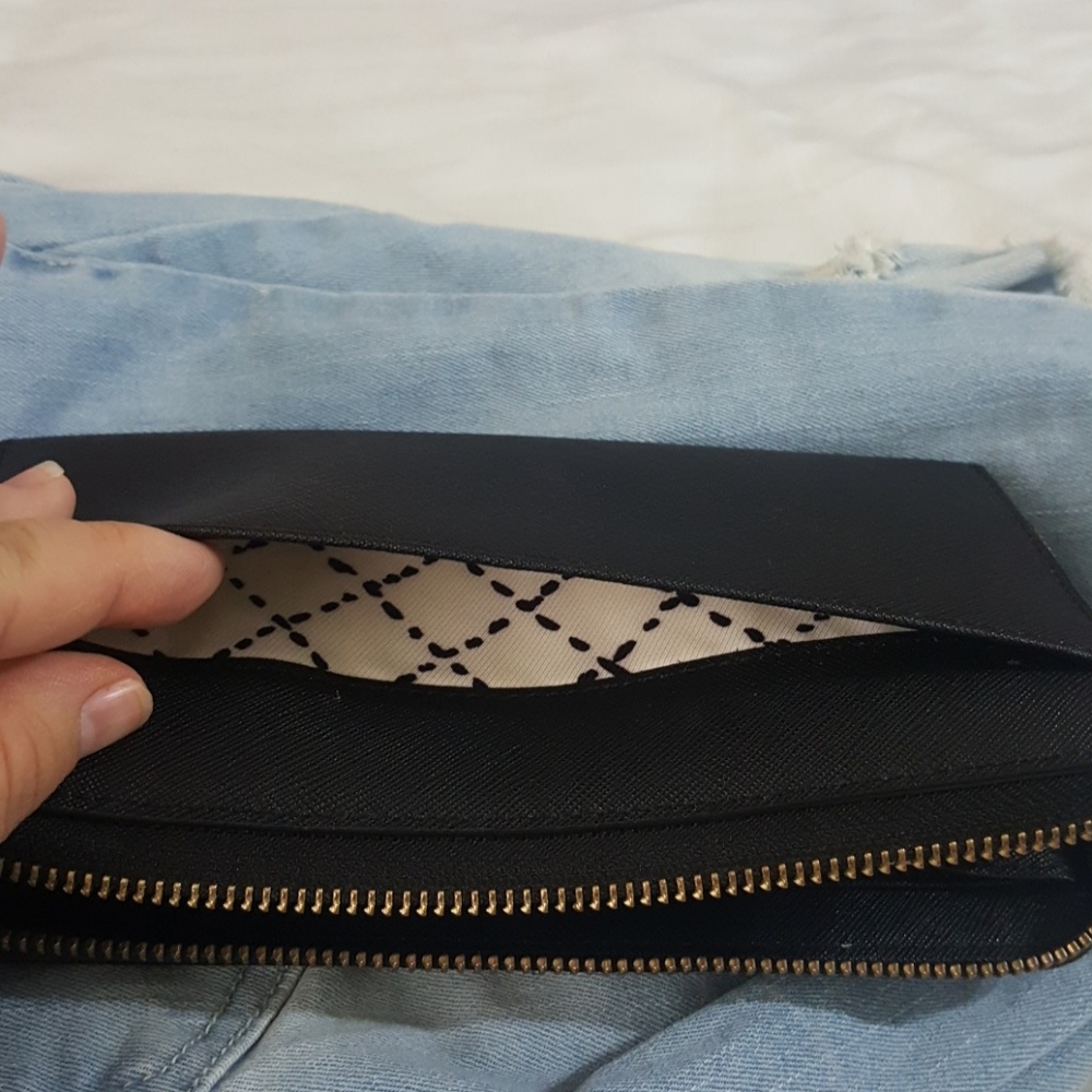 Kate Spade Wallet - Picture 3 of 6
